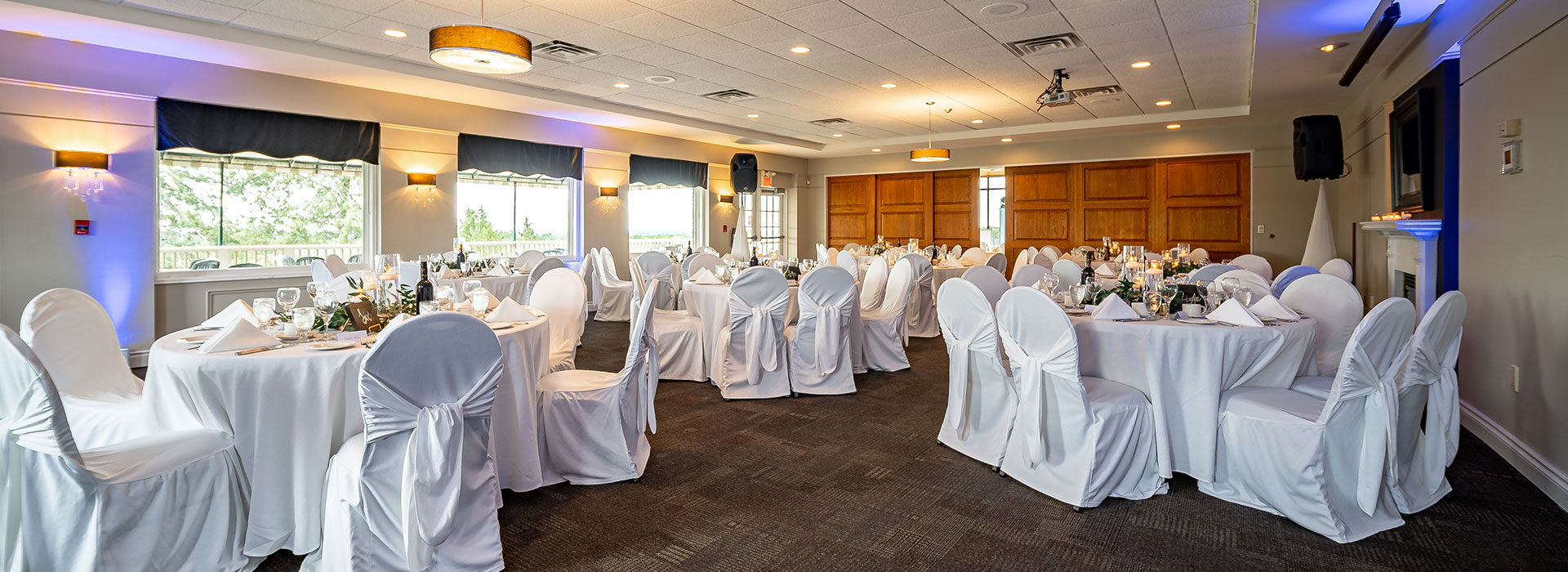 Host Weddings and Celebrations at Peninsula Lakes Golf Club